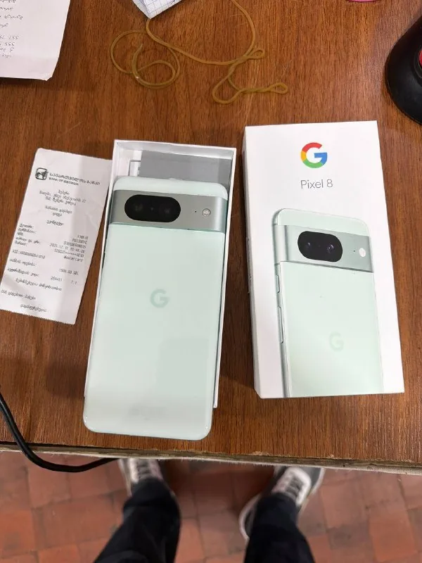 Google Pixel 8