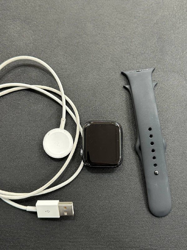 Apple watch series 6 44mm, ремешки и зарядка комплект