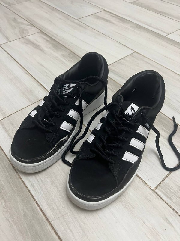 Мужские кроссовки Adidas размер 38.5-39