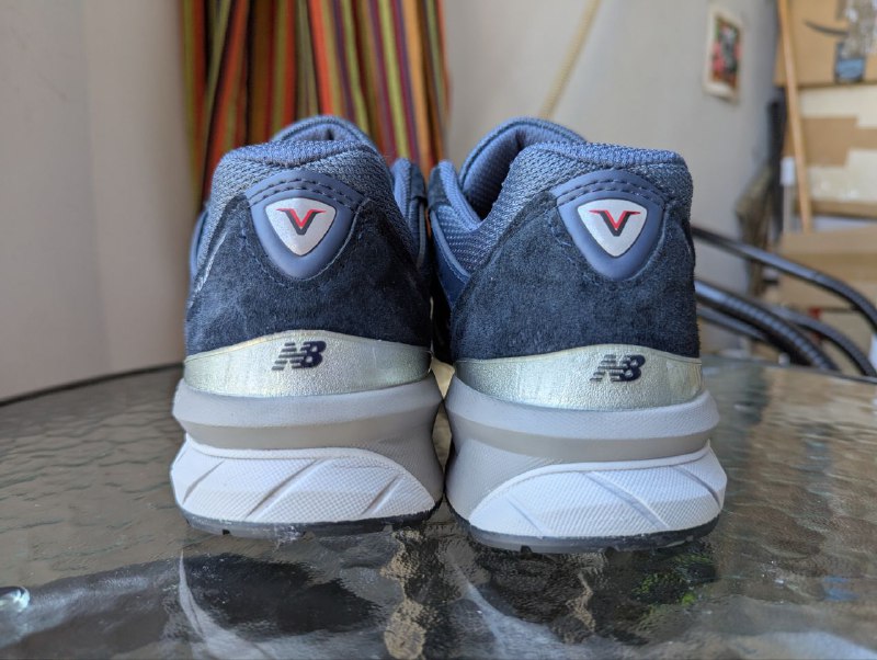 кроссовки New Balance 990v5 4