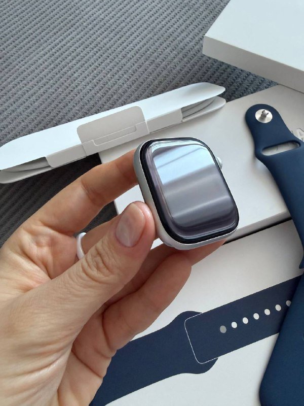 Apple Watch Series 10, 46mm, Silver Aluminum, Denim Sport Band 3