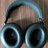 Sennheiser Momentum 4 Wireless Black 3