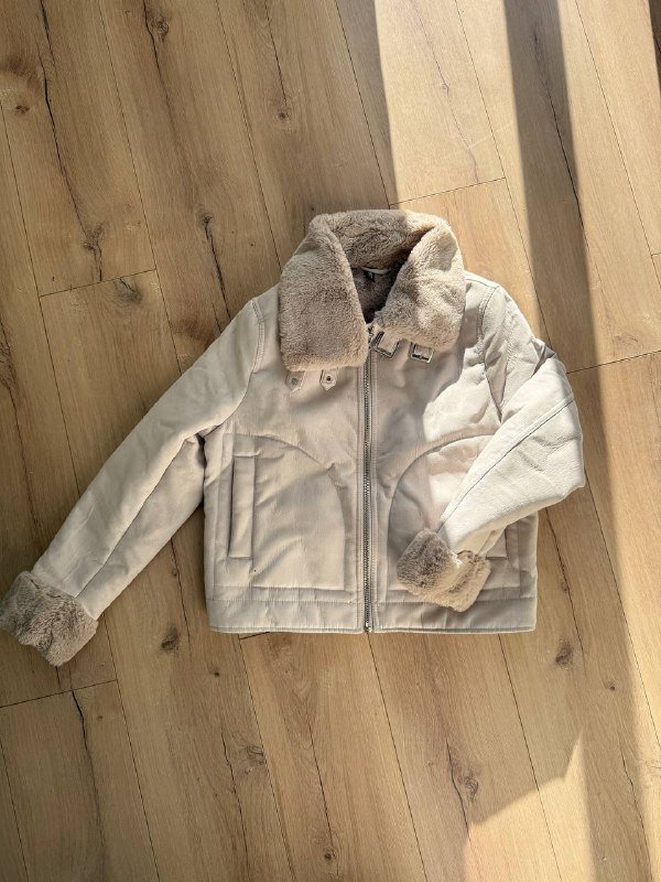 Шорты Pink S, Топ S, Ночнушка, Джинсы Zara S, Топ Oysho M, Белый дом костюм, Lacoste кеды 37, Дубленка S-M, Лонг S-M, Унисекс худи Zoho oversize 8