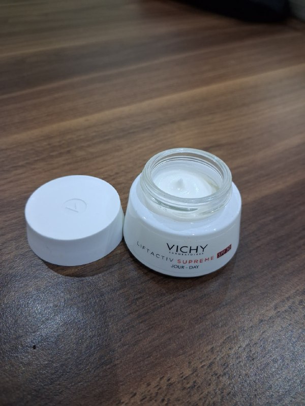 Адаптер ROBITON PC1000, дневной крем VICHY, блендер, электрическая плитка, чайник 3