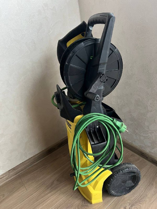 Karcher K4 premium eco мойка высокого давления 2