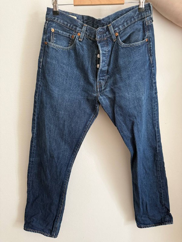 рубашка Uniqlo мужская, юбка H&M, джинсы Levi's 501 женские, джинсы Levi's 511 мужские, платье Zarina 5