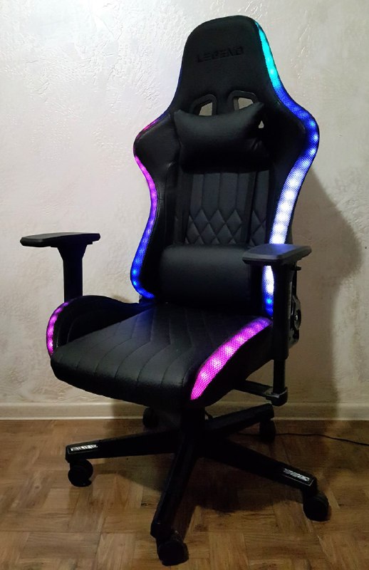 Игровое геймерское кресло Jysk Ranum с RGB подсветкой