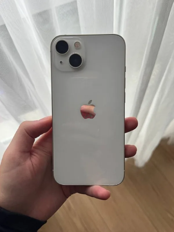 iPhone 13 128 ГБ 1