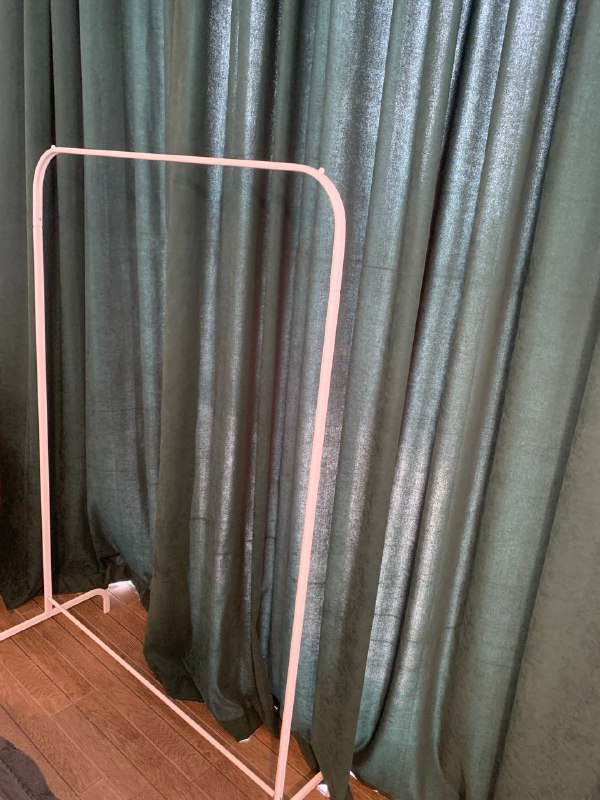 Белая стойка для одежды IKEA 2