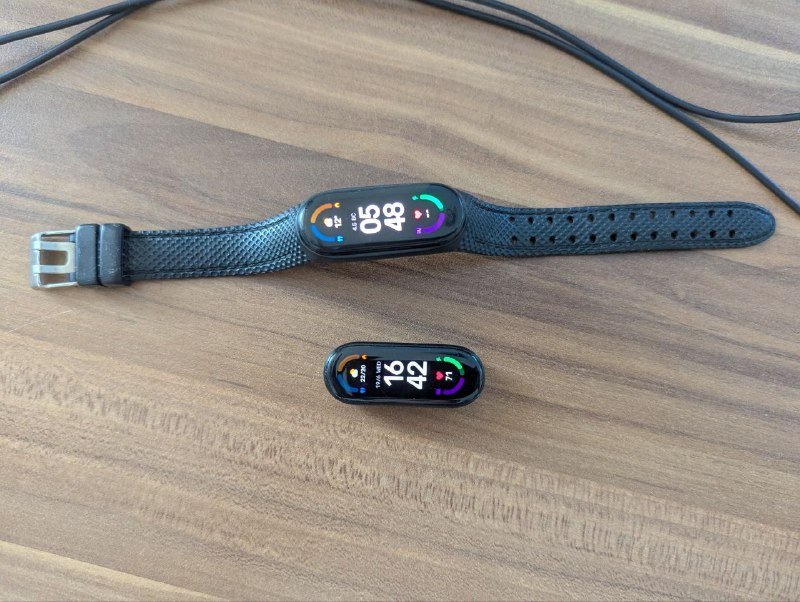 2 браслета Xiaomi mi band 6 без ремешка и с ремешком