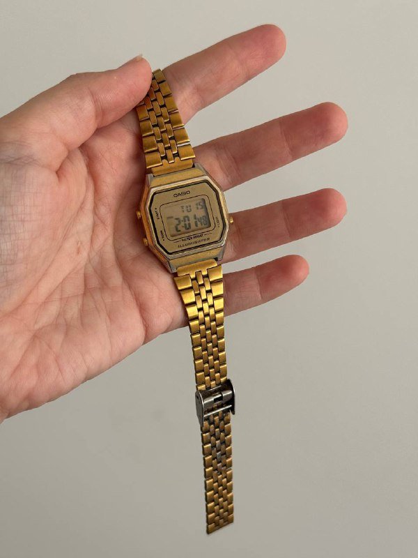 Часы Casio
