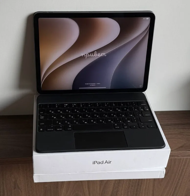 Apple iPad Air M1 64GB Black, Apple Magic Keyboard