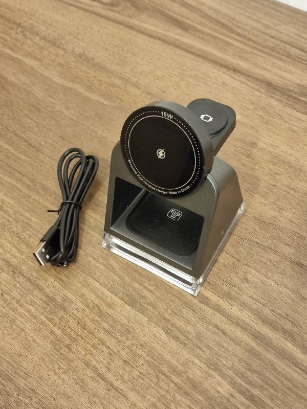 Магнитное беспроводное зарядное устройство с подсветкой для iPhone 2