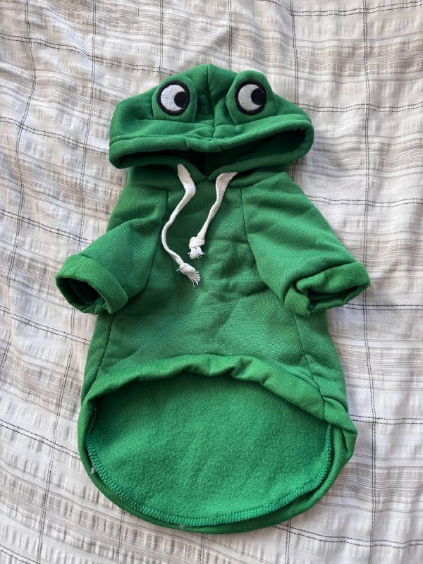 свитшот лягушка, безрукавка джинсовая, комбинезон джинсовый для собак