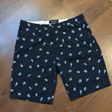 Шорты Scott&Soda, футболка Fila, велосипедки, комбинезон 1
