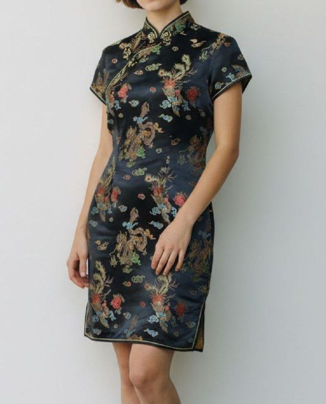 Атласная блузка и два платья, размеры XS-S, S-M 6