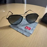 ორიგინალი Ray-Ban მზის სათვალე 2