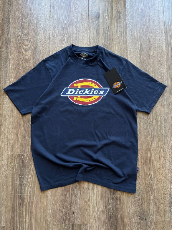 Футболки Dickies, Alpha Industries, Ecko Unltd, Paul Smith, Karl Kani, NBA Chicago Bulls, Parajumpers, Juicy Couture топ, Napapijri Поло