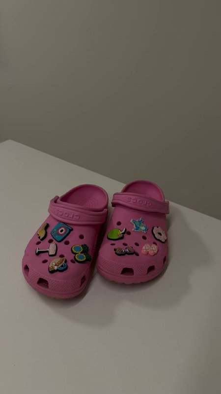 Кроксы, Угги