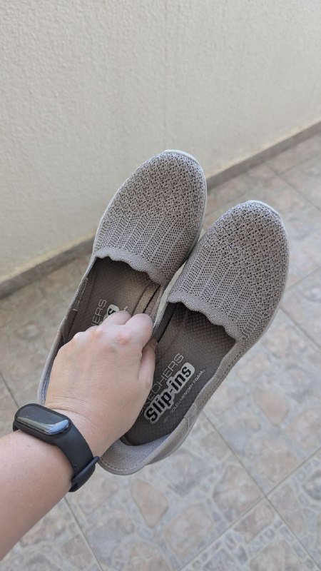 Балетки Skechers Women's Seager-Believe It Hands Free Slip-ins Loafer Flat 36.5