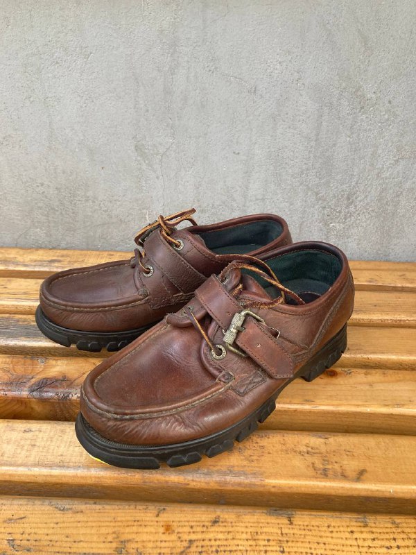 Кроссовки New Balance на Gore Tex, Кеды Vans SK8-HI, Кожаные мокасины, Трекинговые кроссовки Quechua, Кожаные кроссовки Nike Cortez, Трекинговые ботинки McKinley, Трекинговые ботинки Jack Wolfskin 3