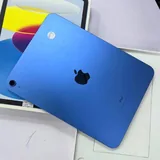 iPad Air M1 64GB, iPad 10th Gen 64GB 1
