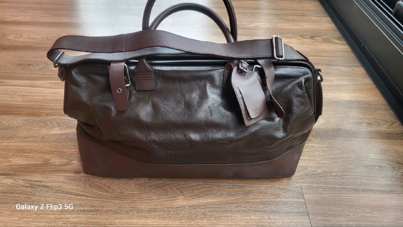 Складной стул, чемодан, рюкзак, сумки, куртка, конфетница 7