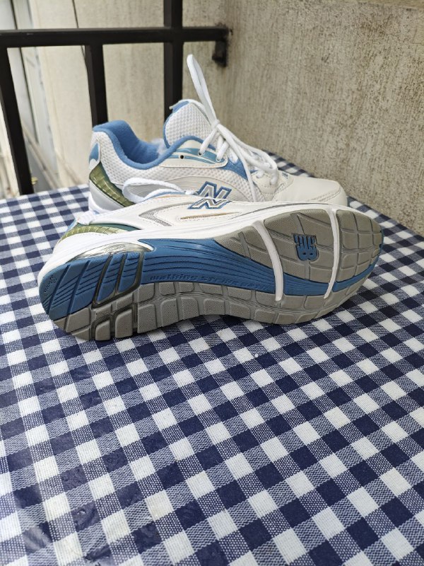 Оригинальные кроссовки New Balance WW846WB унисекс 5