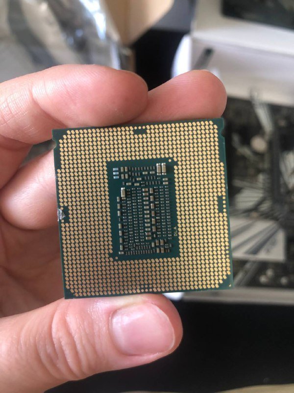Процессор Intel Core i7-9700KF 8 ядерный