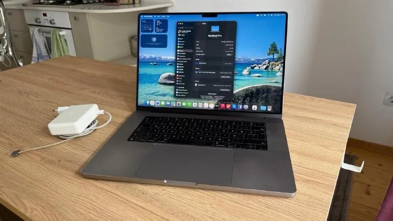 Macbook Pro 2023 M2 Max 16" 1