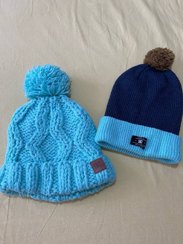 Джинсовка черная с мехом, шапки 3