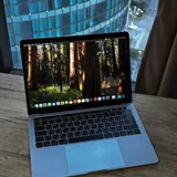 MacBook Pro 13 2019 16GB 256GB 1