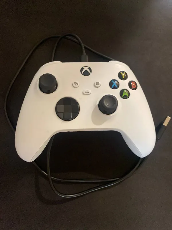 Xbox джойстик