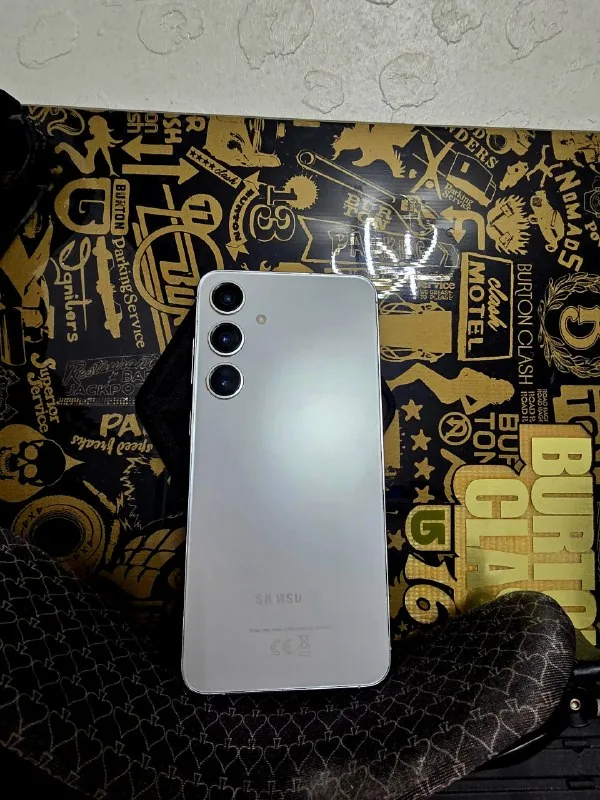 Samsung S24+ 256 ГБ 1
