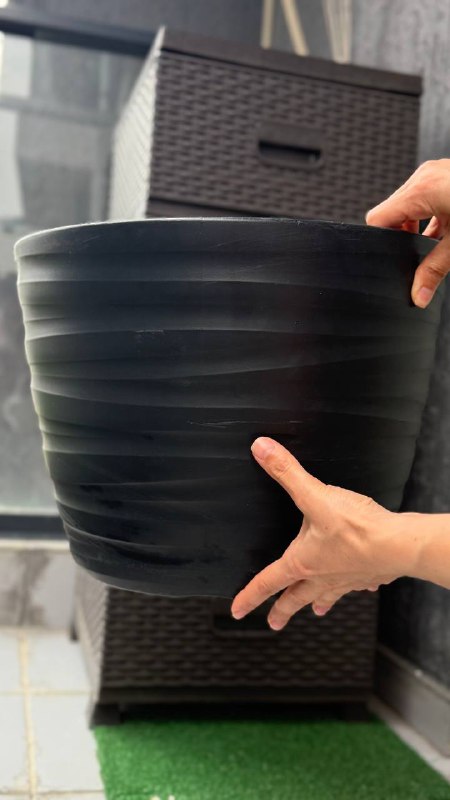 Два горшка 18 литров каждый 2