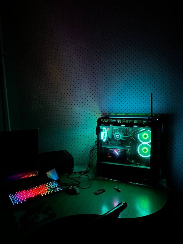 AMD Ryzen 5 3600, ZOTAC GeForce RTX 3060, Gigabyte X570 AORUS Elite, Cougar Gemini T Case, 16 GB RAM, 256 SSD, 1 TB HDD, Benq mobiuz ex3210r Monitor