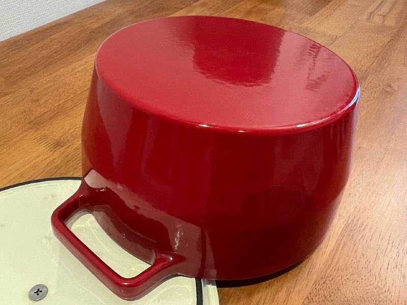 Чугунная кастрюля Pyrex, 24 см 3