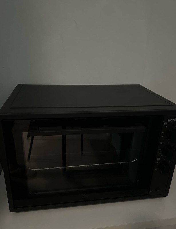 Духовка большой размер с противнем