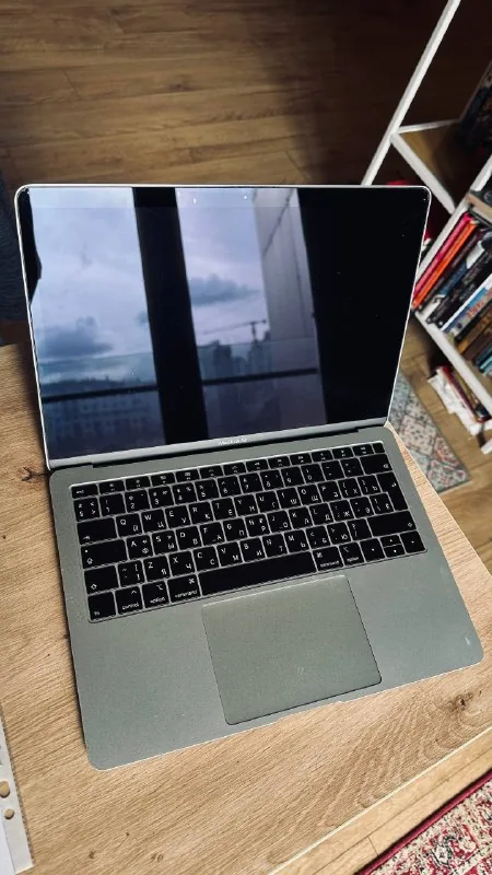 MacBook Air 13 2019 1