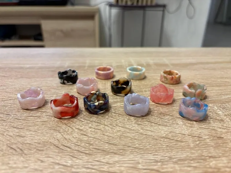 Rings, chokers, earrings, fidget toys, pillboxes, towels, keychains, music box 1