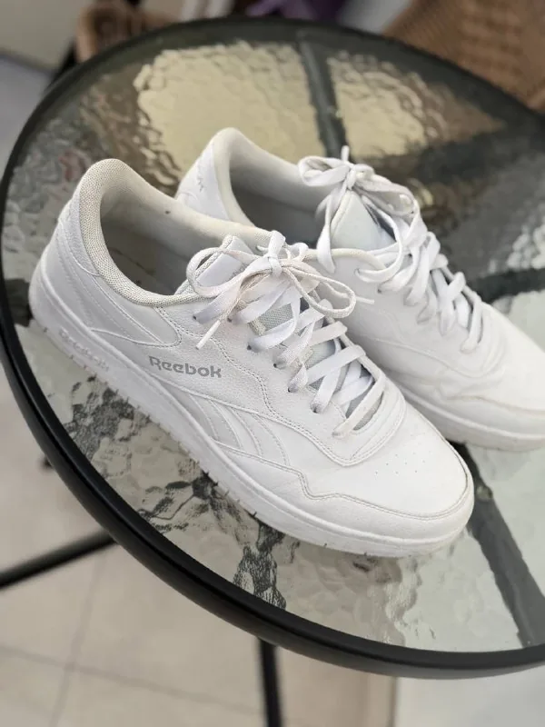 White Reebok sneakers, size 45 1