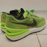 Nike Waffle Electric Green 2