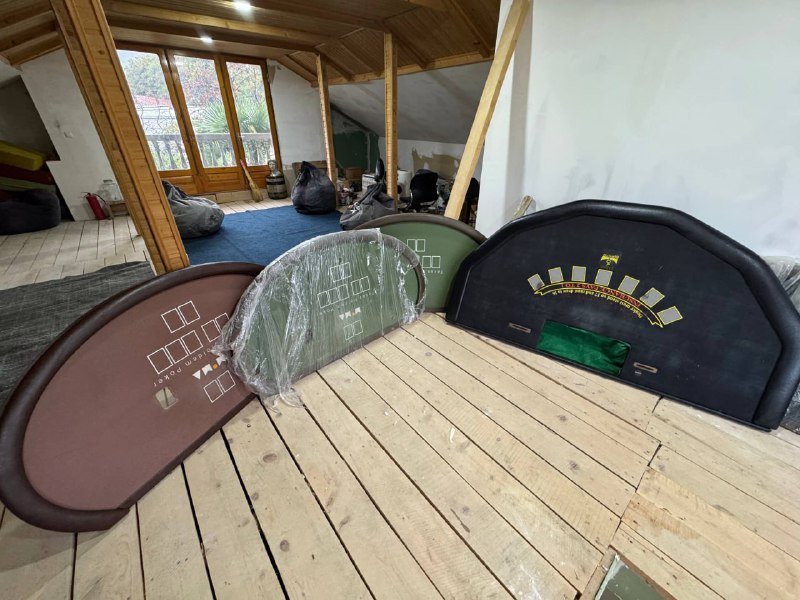 Офисный стол с тумбой и 3 ящиками 4