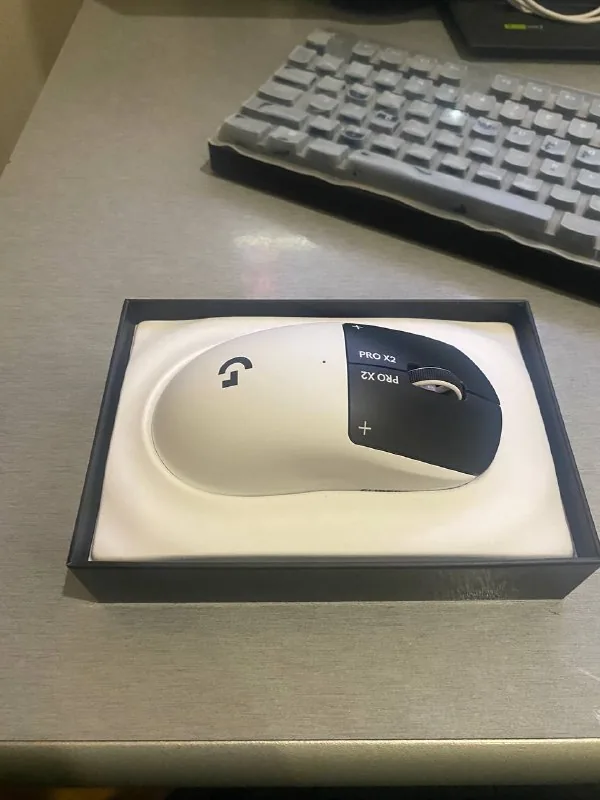 Logitech Pro X2 Superstrike 1