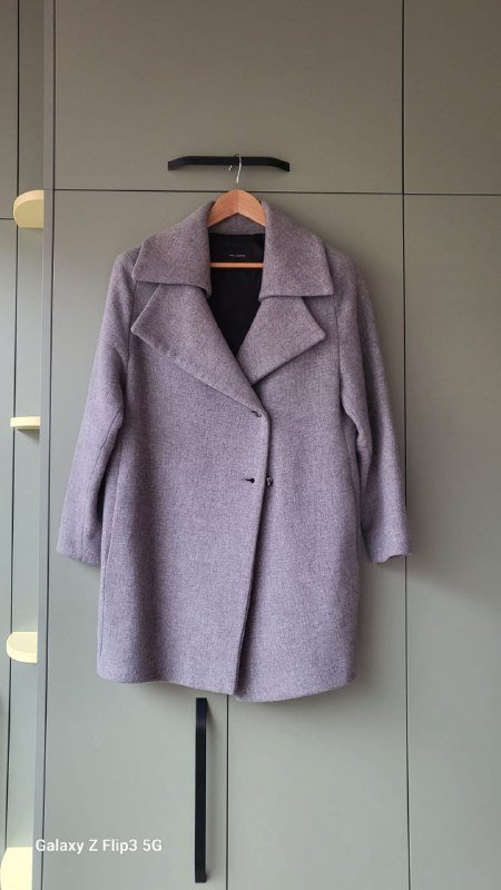 Пальто cop.copine серый, вишневый, замшевая куртка Michael Kors, тренч Michael Kors, пуховики jnby Moncler, мужская куртка Zadig&Voltaire, мужской пуховик, обувь UGG, MK, Coach, рюкзак Love Moschino, очки 2