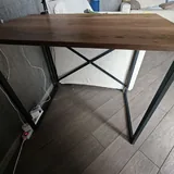 2 рабочих стола, офисные кресла 2