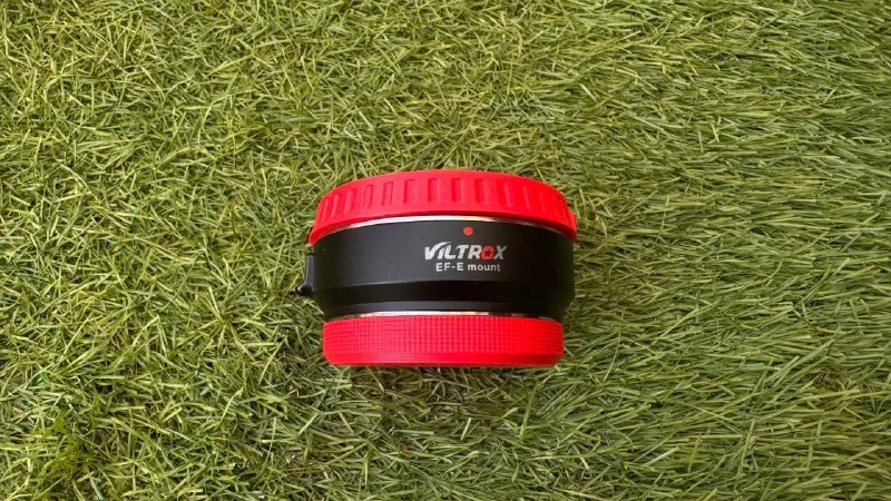 Переходник Viltrox EF–E Mount первой ревизии 1