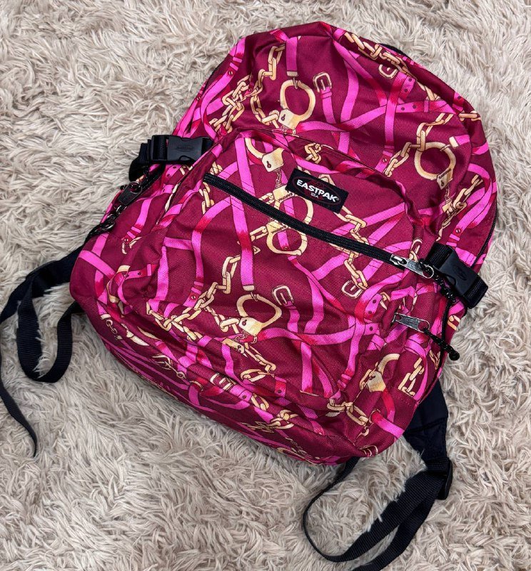 Розовый рюкзак Eastpak 2