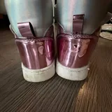 New shoes and used sneakers 4
