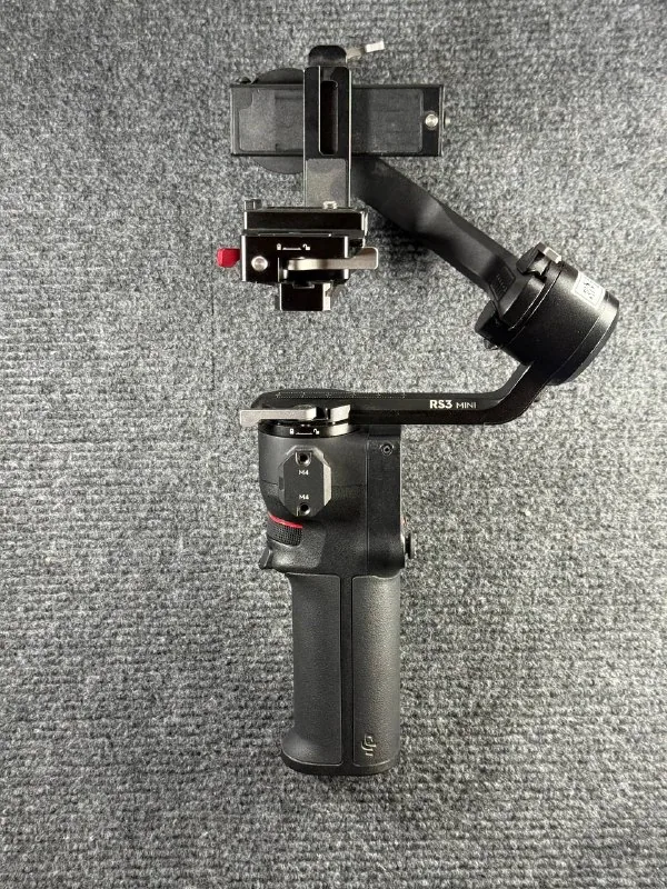 DJI RS 3 Mini стабилизатор на запчасти 1